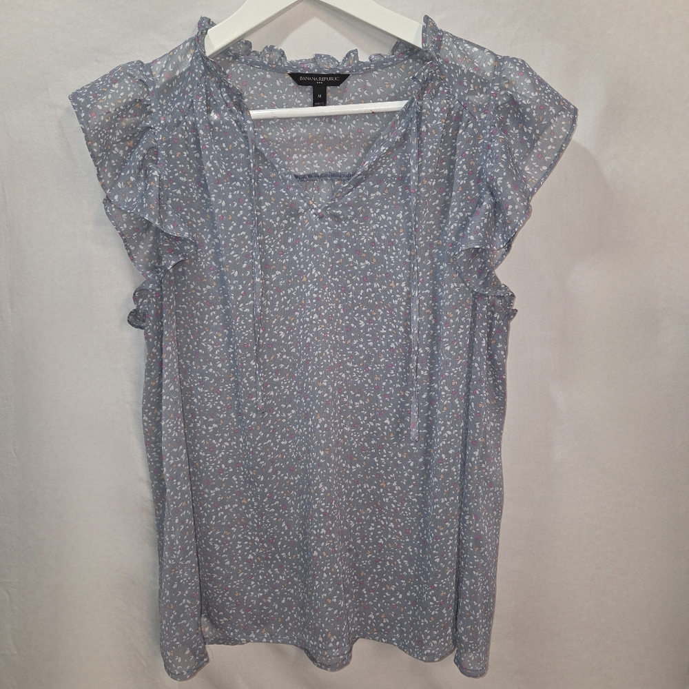 Banana Republic Sheer Muted Blue Grey Blouse Ruffle Cap Sleeve Size M Tie Neck